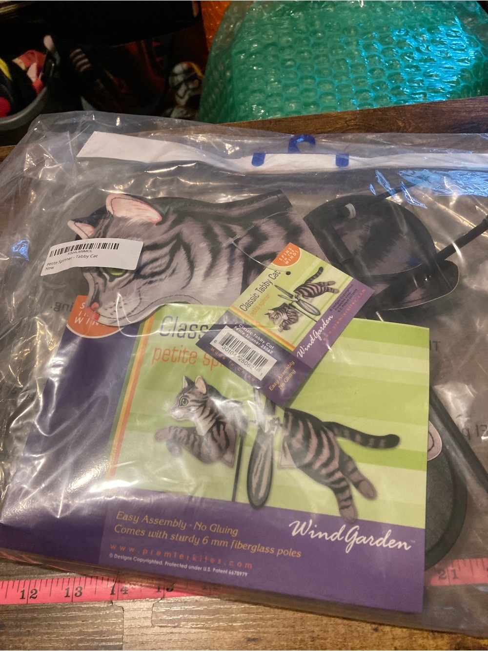 Wind Garden petite spinner-Tabby cat